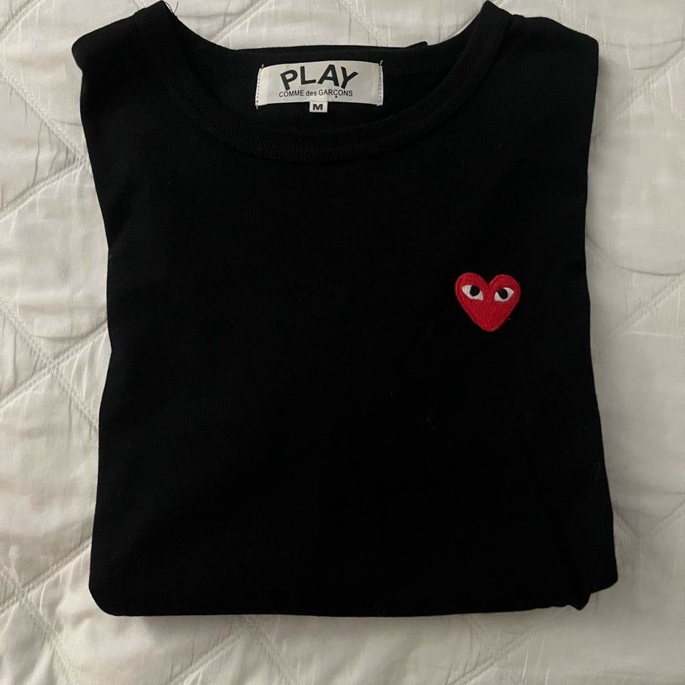 Black Heart Embroidered Tshirt